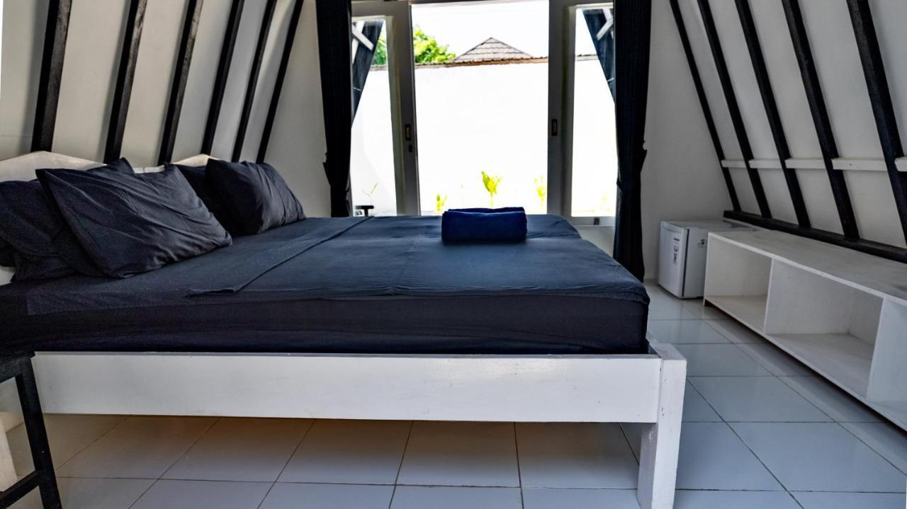 Sanctum Dive Bungalows With Private Pool Gili Trawangan Exteriör bild