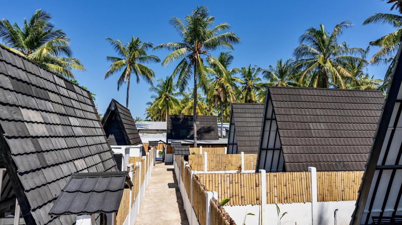 Sanctum Dive Bungalows With Private Pool Gili Trawangan Exteriör bild